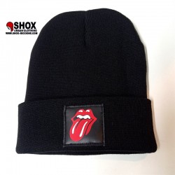 Beanie Rolling Black Sbam, patch nera stampata e logo dietro sbam clothing.