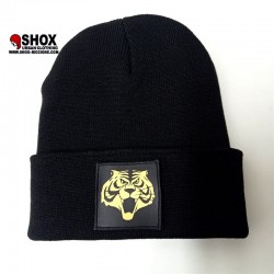 Beanie Tigerman Black/Gold Sbam, patch nera stampata Oro e logo dietro sbam clothing.