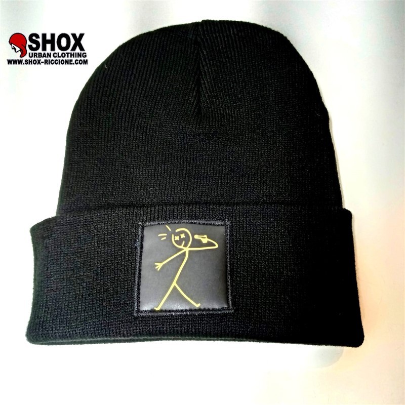 Beanie Shot blackl/gold Sbam, patch nera stampata e logo dietro sbam clothing.