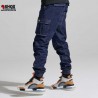 Denim Pant Cargo, pantalone con tasconi laterali ,elastico  alle caviglie, leggermente elasticizzato, ottima vestibilità.